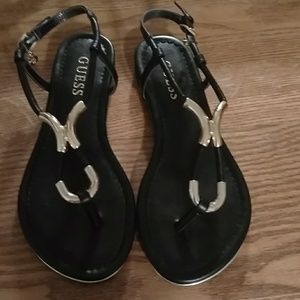 Guess Single teardrop T strap sandals size 5